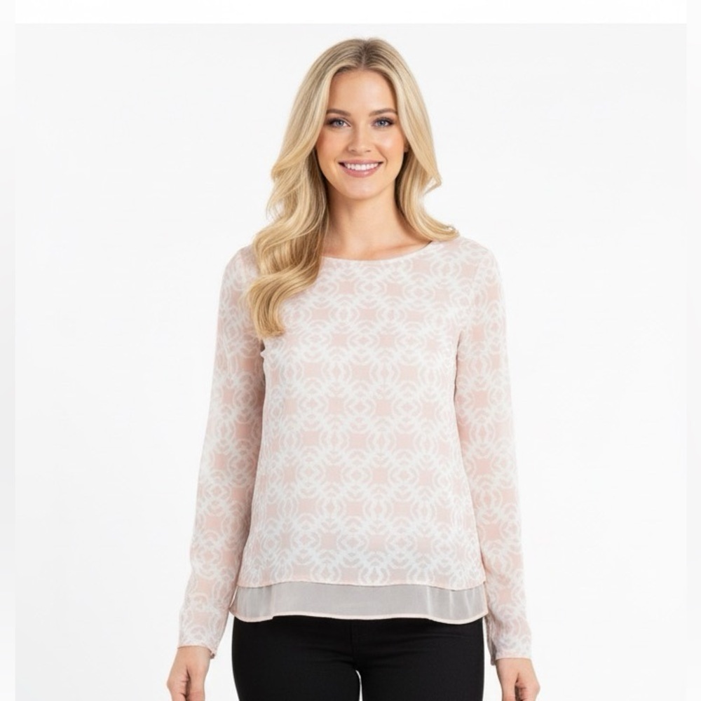 The Limited size small pink floral top
